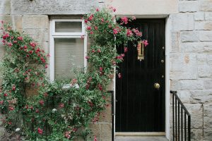Комбиниране на дограма и входни врати у дома