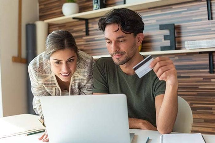 Бързи кредити онлайн без поръчители: Какво да знаем?