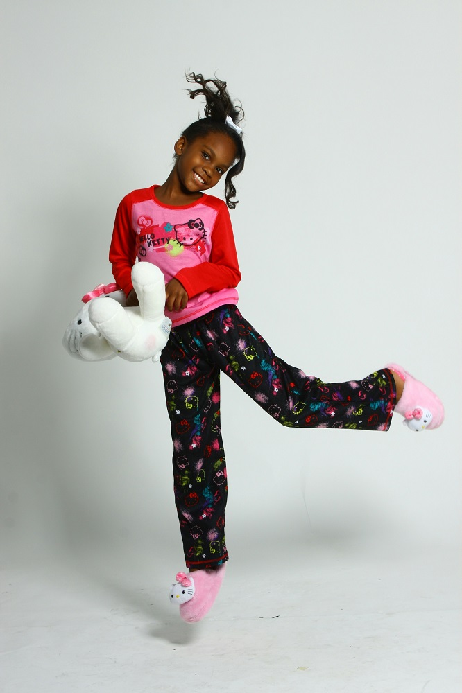 Направете всяка нощ специална с уютни детски пижами: Идеи за подарък и избор на детски пижами